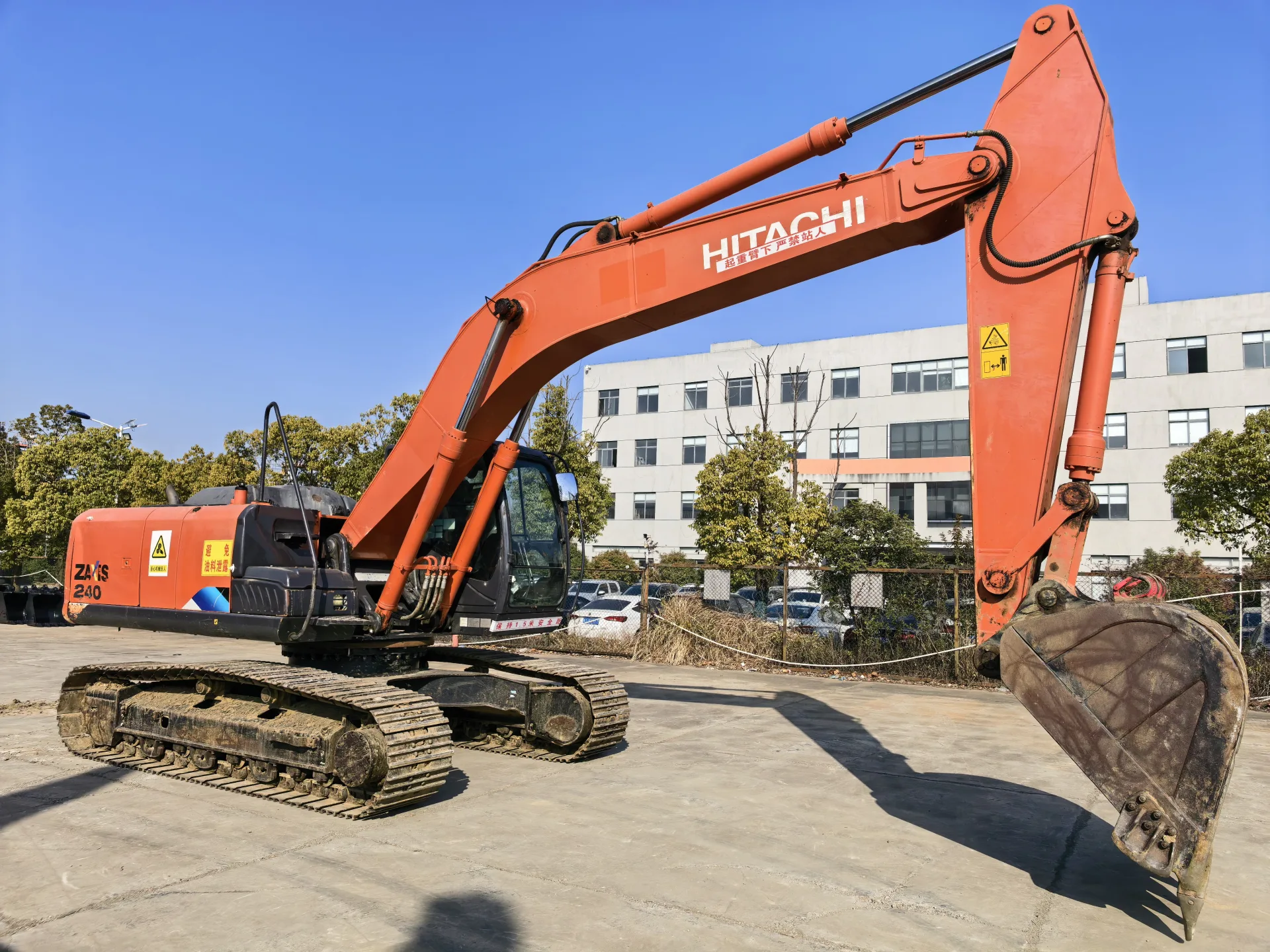 HITACHI ZX240-5A Excavator